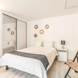 Chatelet Flat Apartment