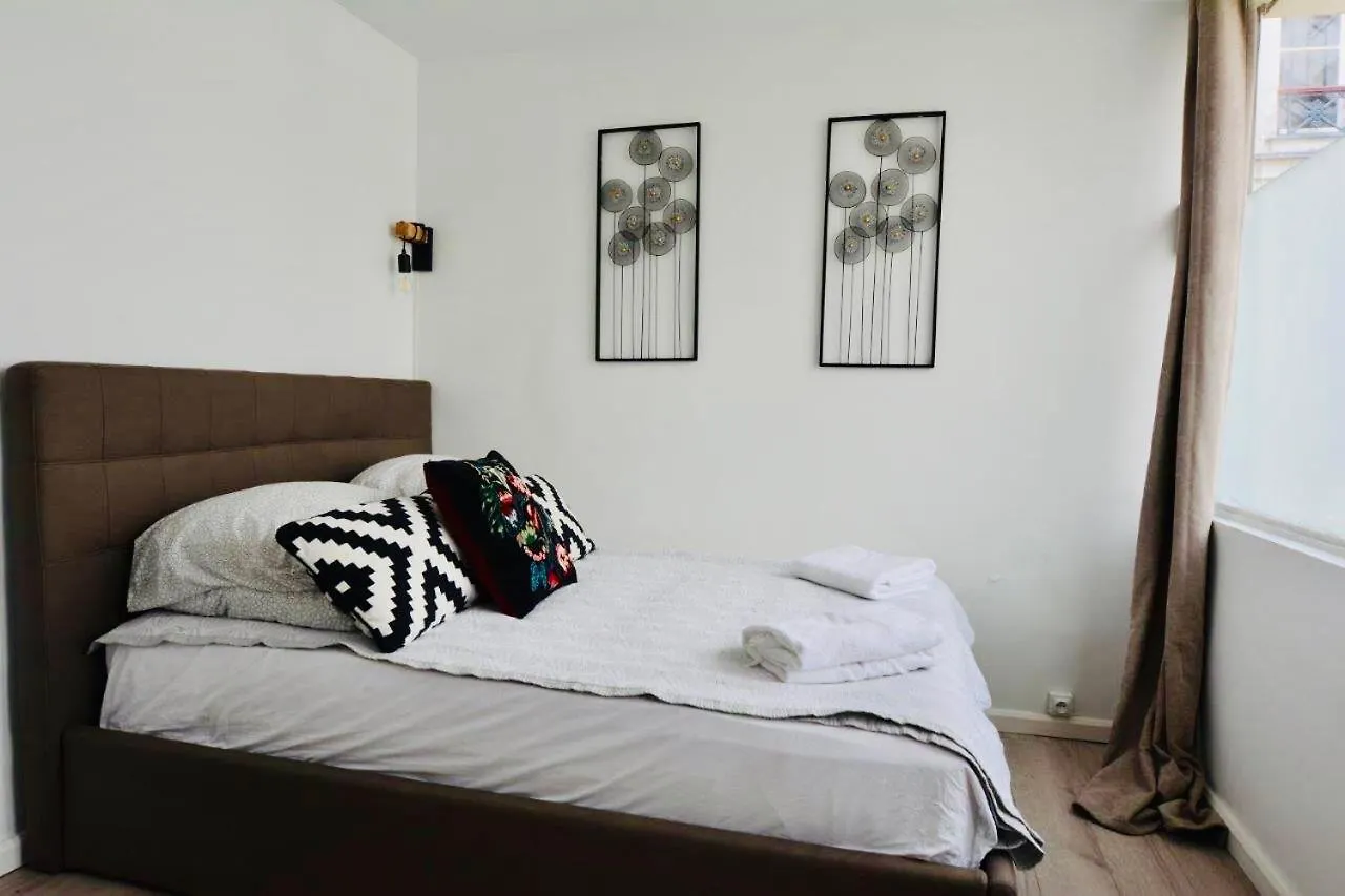 Saint Paul 22 Apartment Paris France